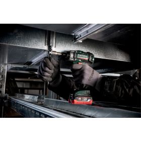 Metabo Visseuse à choc à batterie PowerMaxx SSD 12 BL avec 2x batteries Li-Power (12 V / 2.0 Ah), chargeur SC 36 et metaBOX 118