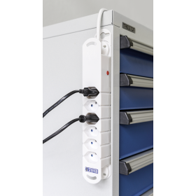 Steffen Multiprise VARIABL, 6 prises de courant T13, avec fiche pour appareils froids C14 (T113), câble de 3 m, blanc