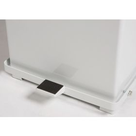Metall-Abfalleimer weiss mit Pedalöffnung und Deckeldämpfer, Inhalt 90 Liter, 381 x 381 x 762 mm