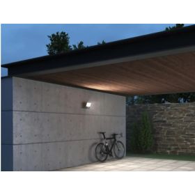 Steinel XLED Strahler One M, 2050 lumen, 180° vertikal schwenkbar, Gehäusefarbe anthrazit