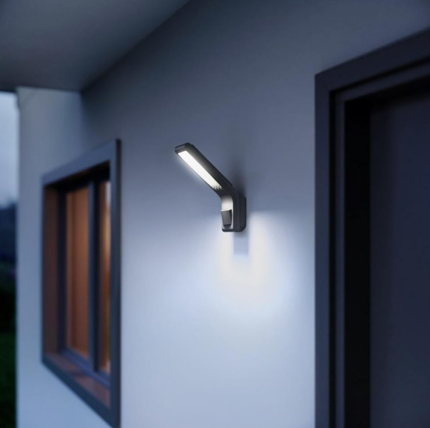 Steinel Projecteur XLED Slim S avec capteur, 720 lumens, couleur du boîtier anthracite