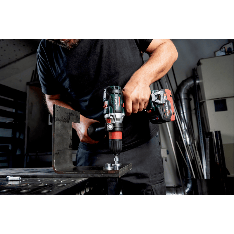 Metabo Akku-Gewindebohrer GB 18 LTX BL Q I, 18 V in zwei Ausführungen