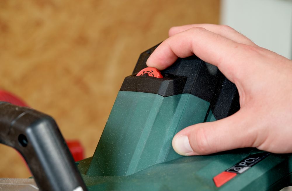 Metabo Kapp- und Gehrungssäge KGSV 216 MC