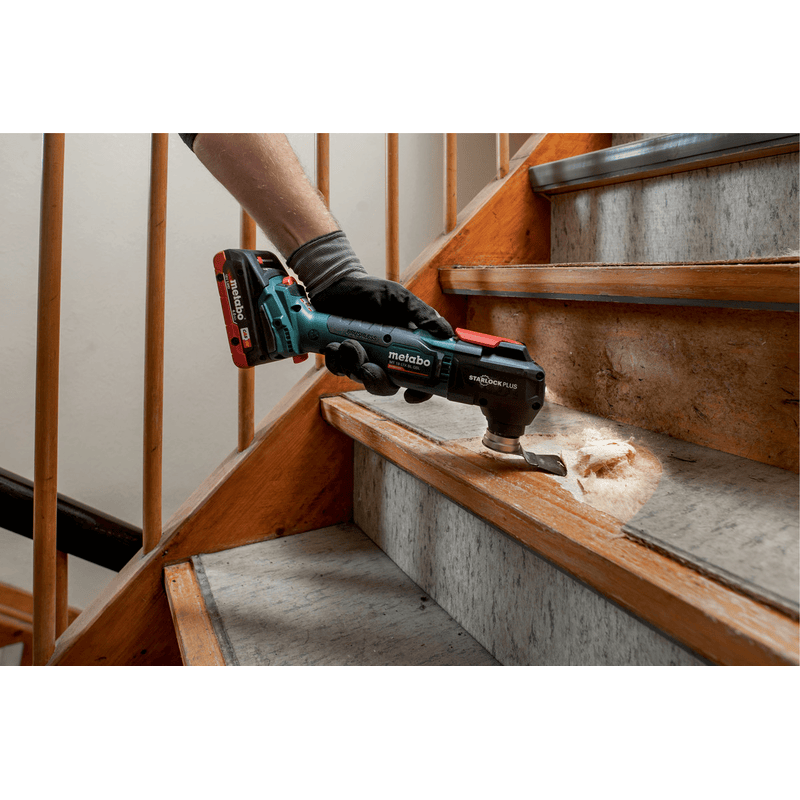 Metabo Akku-Multitool MT 18 LTX BL QSL, 18 V mit 2x LiHD Akkus (18 V / 4.0 Ah), Ladegerät ASC 55, metaBOX 145 L
