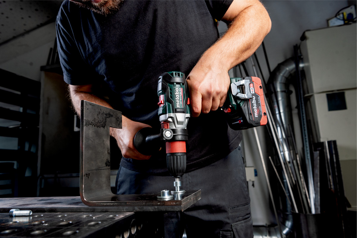 Metabo Akku-Gewindebohrer GB 18 LTX BL Q I, 18 V in zwei Ausführungen