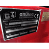 GRÜNIG GSE-1500 Balayeuse autopropulsée à monter sur chariot élévateur, largeur de travail 1500 mm, système de pulvérisation d'eau 100 l, bac à déchets 260 l