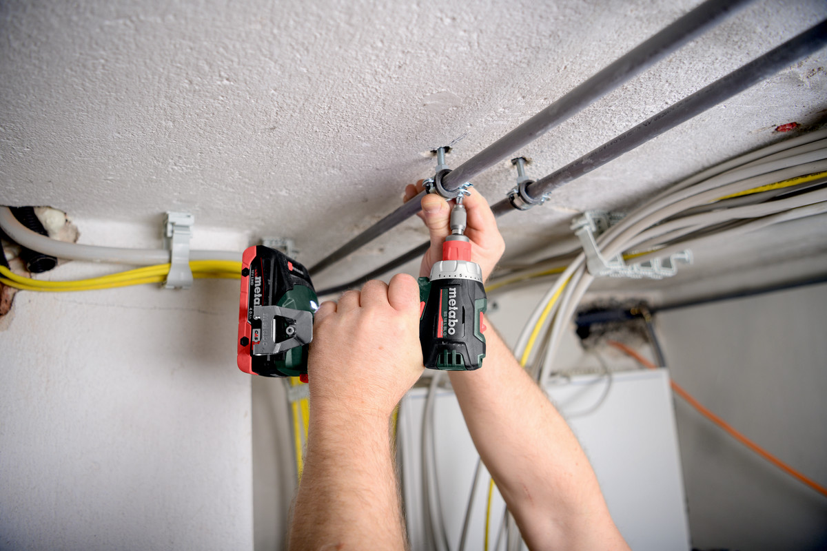 Metabo Perceuse-visseuse à batterie BS 18 L BL Q, 18 V en trois versions