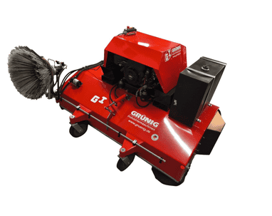 GRÜNIG GSX-2000 Stapler-Anbaukehrmaschine mit Aggregat, 2000 mm Arbeitsbreite, 100 l Wassersprühanlage, 305 l Schmutzbehälter 