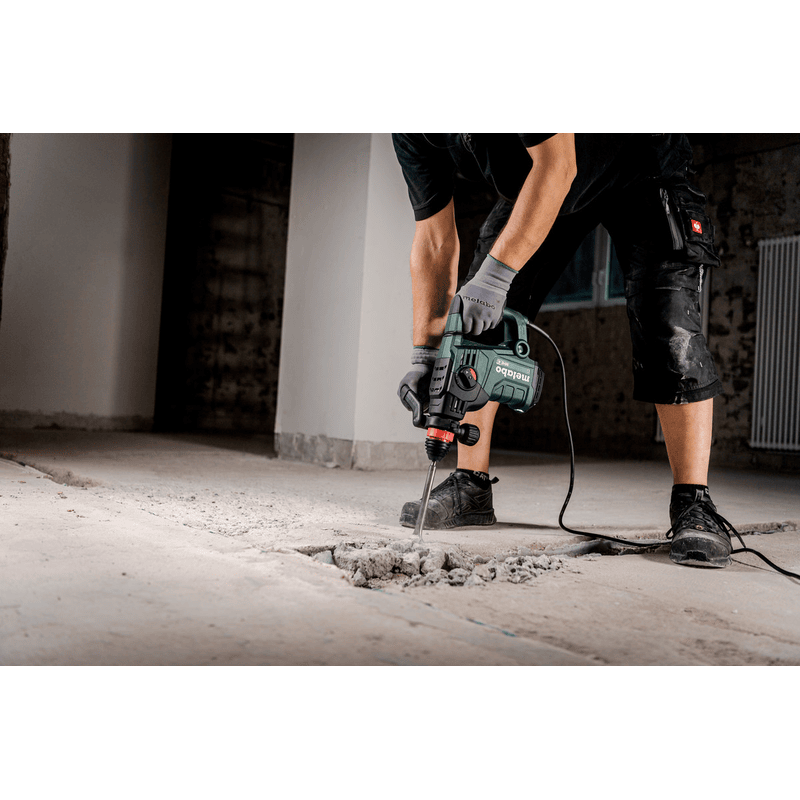 Metabo Meisselhammer MHE 4, 1050 Watt, in metaBOX 185 XL