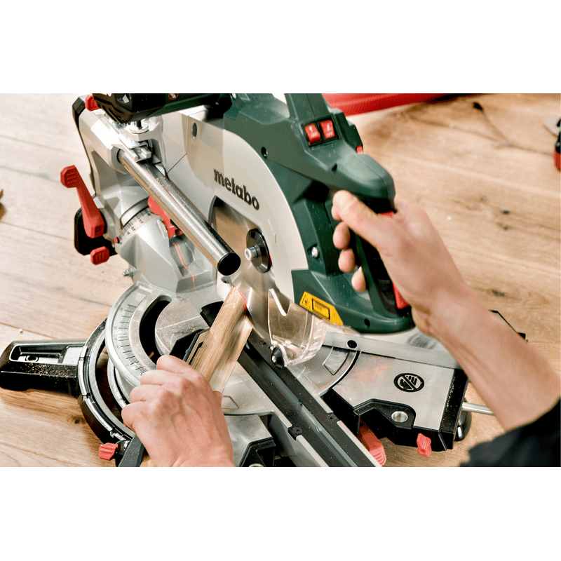 Metabo Kappsäge KGSV 72 Xact SYM, mit Zugfunktion, 1800 Watt