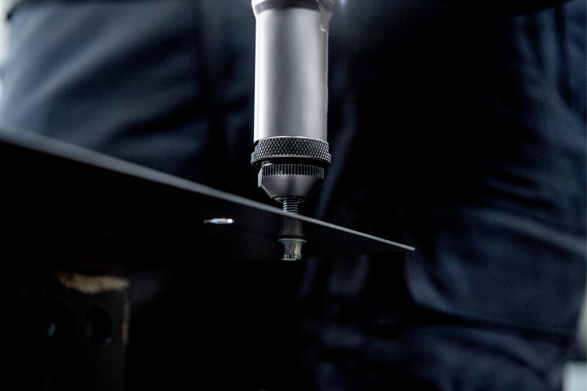 Metabo Riveteuse à inserts à batterie NMP 18 LTX BL M10, 18 V en trois versions