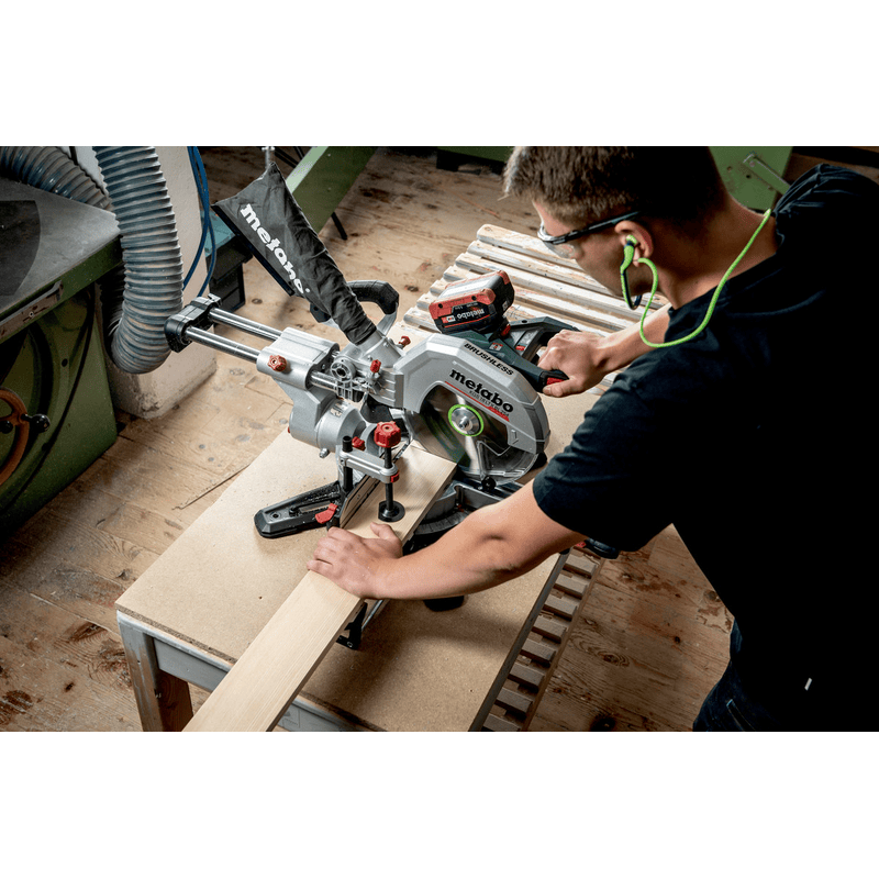 Metabo Akku-Kappsäge KGS 18 LTX BL 254, 18 V ohne Akku