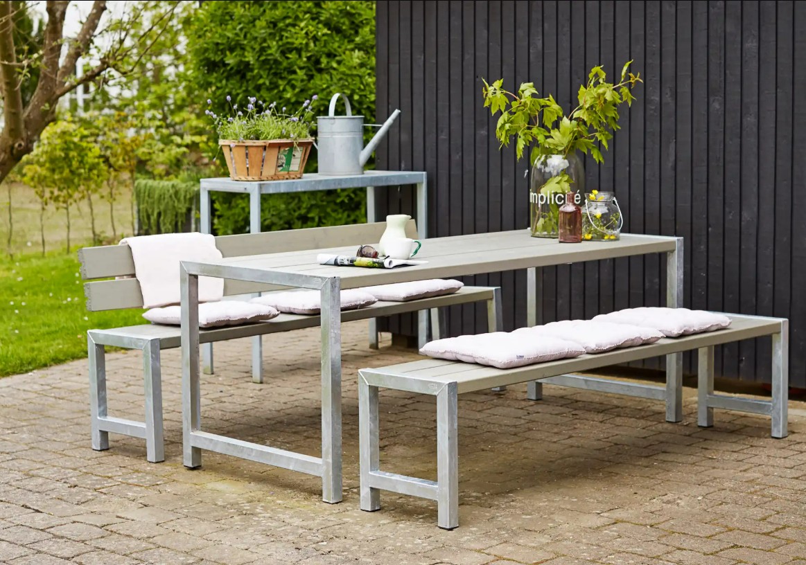 PLUS Planken-Gartenmöbel mit Tisch und Sitzbänken, mit oder ohne Rückenlehnen