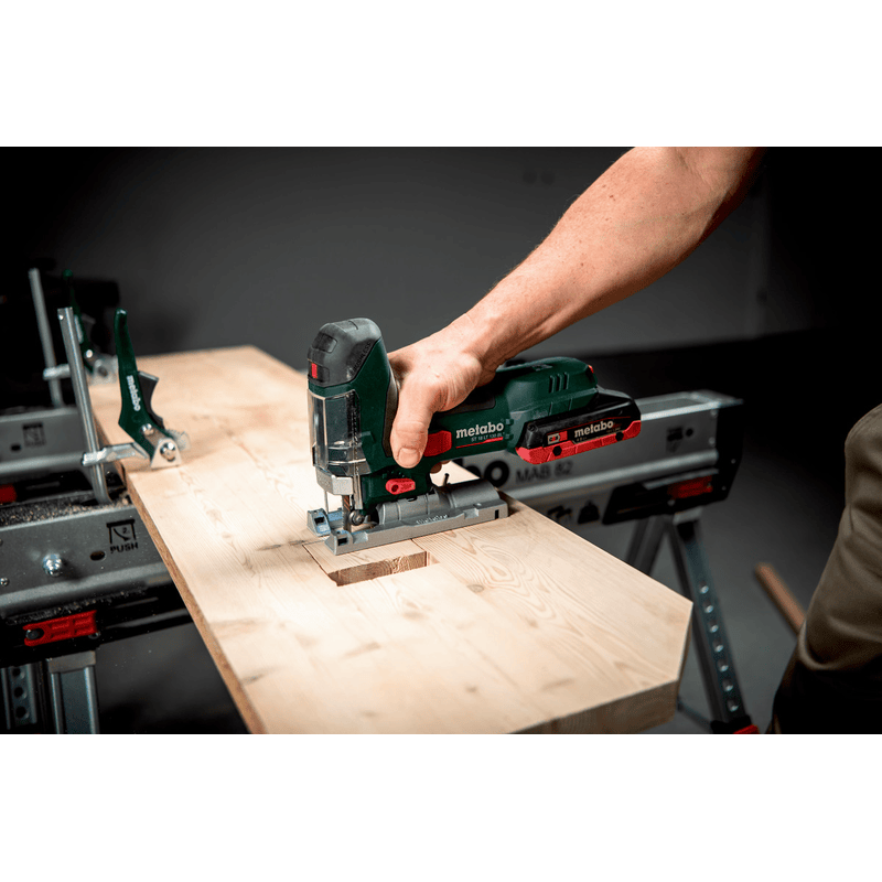 Metabo Akku-Stichsäge ST 18 LT 130 BL, 18 V in zwei Ausführungen