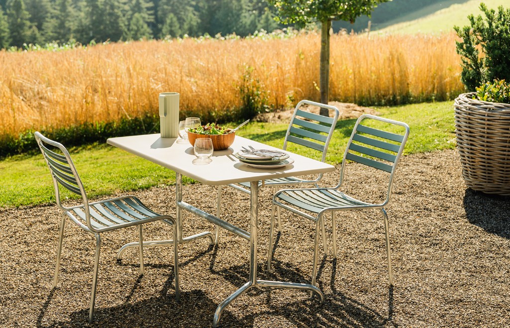 Schaffner Table de jardin pliable Davos en fibre de verre, disponible en plusieurs modèles