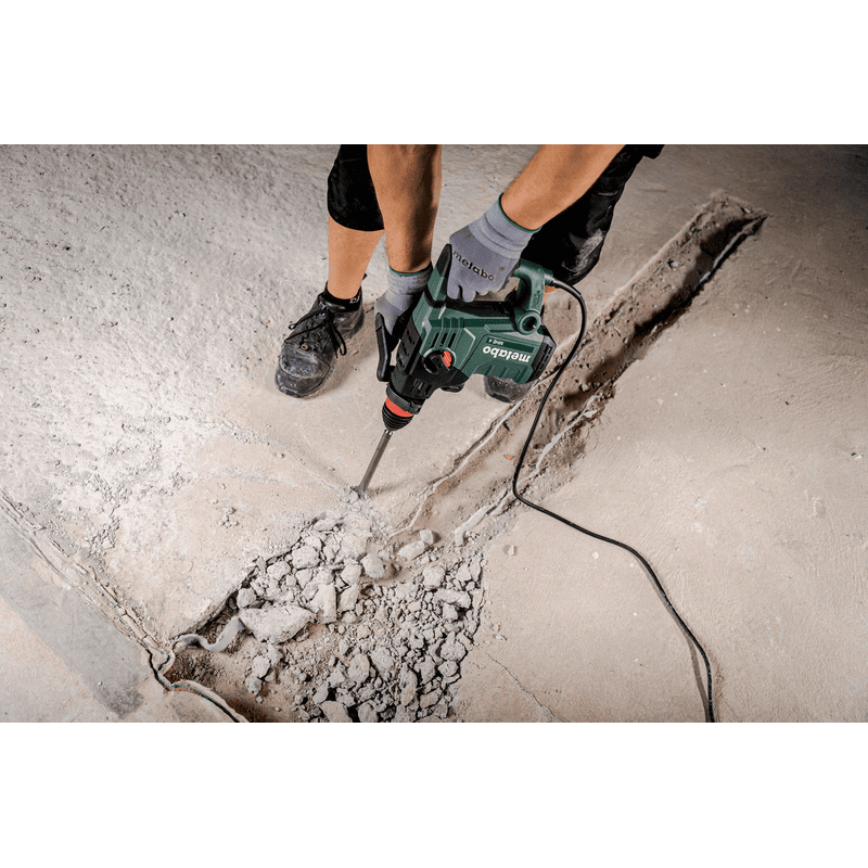 Metabo Meisselhammer MHE 4, 1050 Watt, in metaBOX 185 XL