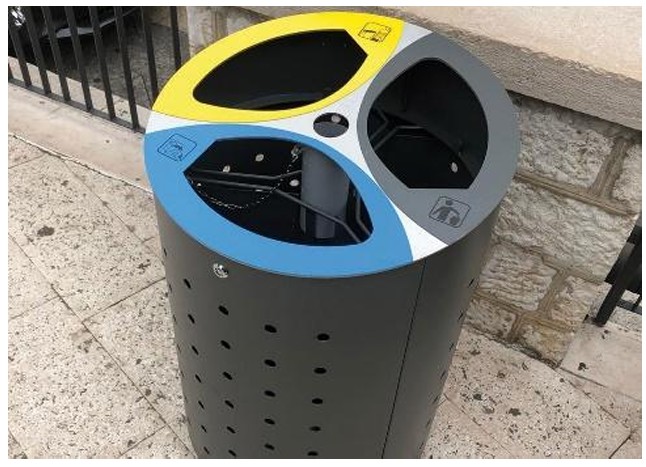 Poubelles avec système de tri DORIA en acier, 3 × 75 litres, couvercles en acier inoxydable
