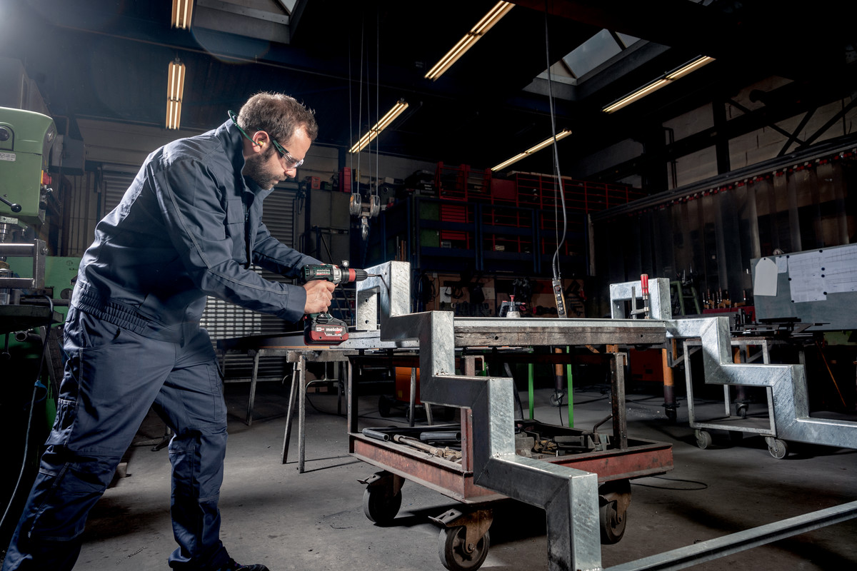 Metabo Akku-Gewindebohrer GB 18 LTX BL Q I, 18 V in zwei Ausführungen