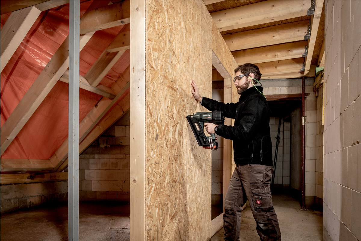 Metabo Cloueur à batterie NFR 18 LTX 90 BL, 18 V en deux versions