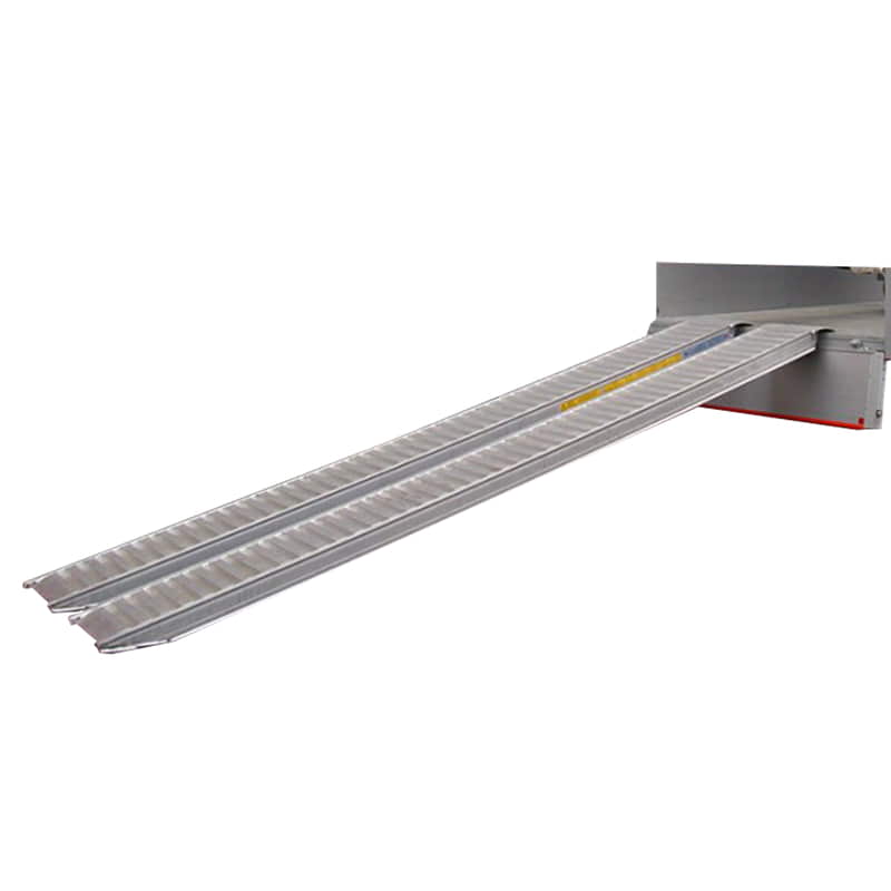 Rampes en aluminium 5500 mm, avec bord, en deux largeurs différentes 