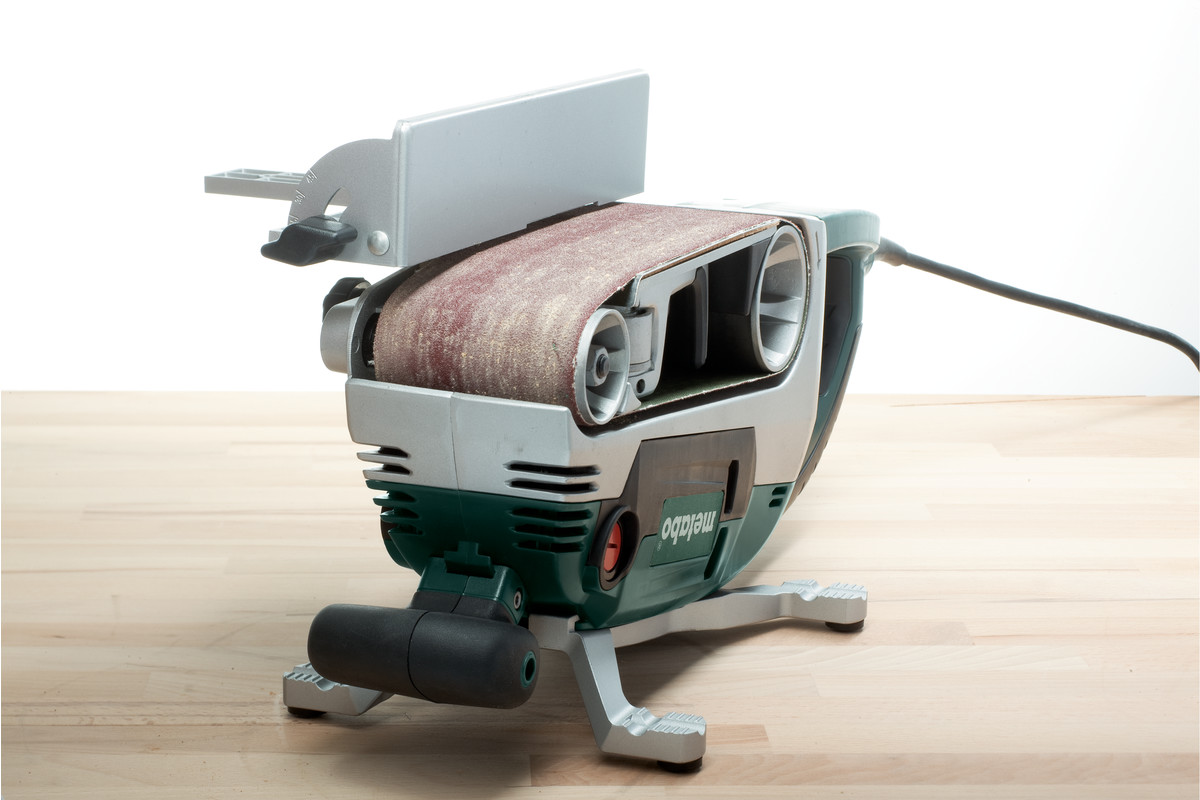 Metabo Ponceuse à bande BAE 75, 1010 watts, avec socle de machine