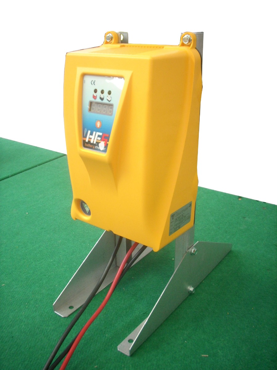 PBM Pieds métalliques pour chargeur haute fréquence HF6
