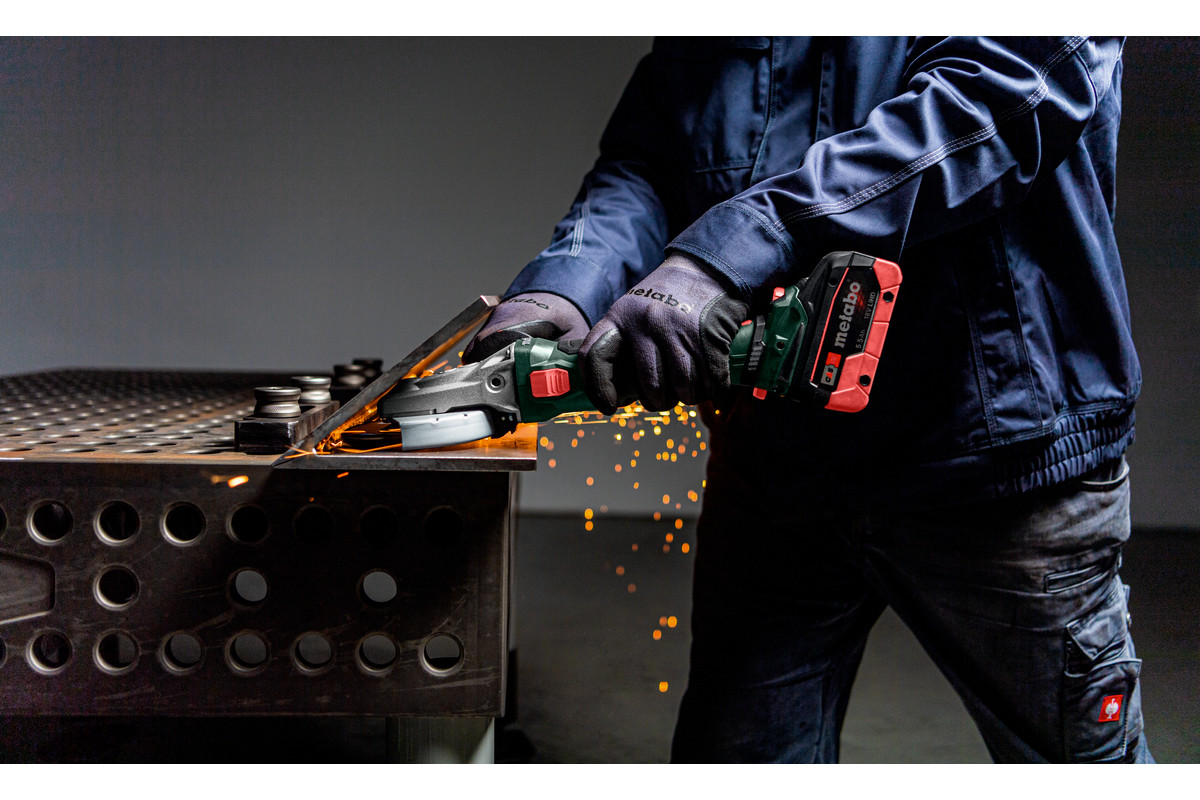 Metabo Meuleuse d'angle à tête plate à batterie WVBF 18 LTX BL 15-125 Quick, 18 V (Solo) avec metaBOX 165 L