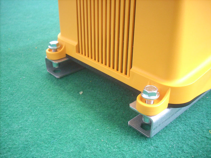 PBM Pieds métalliques pour chargeur haute fréquence HF6