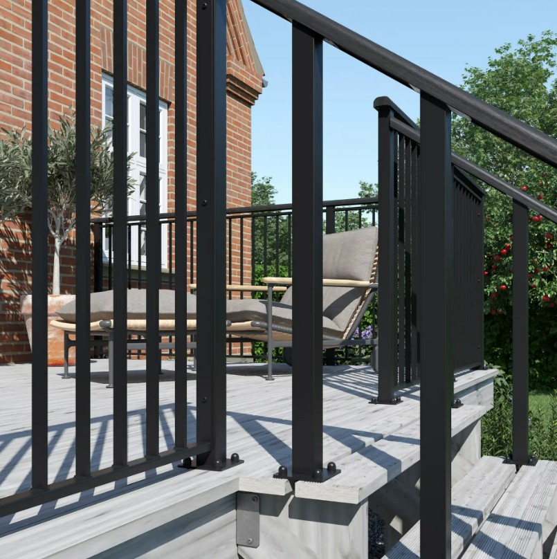 PLUS Poteaux en acier pour rampes d'escalier, avec socle et boulon, disponibles en 2 modèles différents