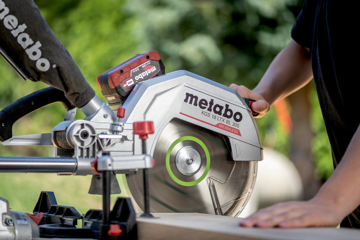Metabo Akku-Kappsäge KGS 18 LTX BL 305, 18 V ohne Akku