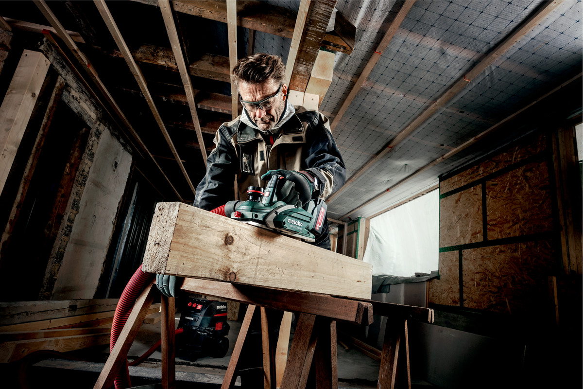 Metabo Akku-Hobel HO 18 LTX 20-82, 18 V in zwei Ausführungen