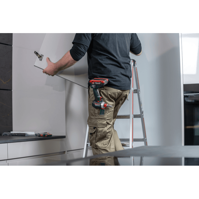Metabo Perceuse-visseuse à batterie BS 18 L BL Q, 18 V en trois versions