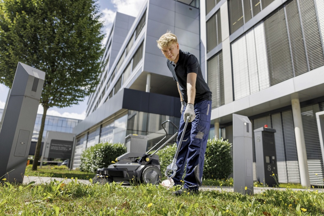 Kärcher Kehrmaschine KM 70/30 C Bp 2SB, ohne Akku und Ladegerät
