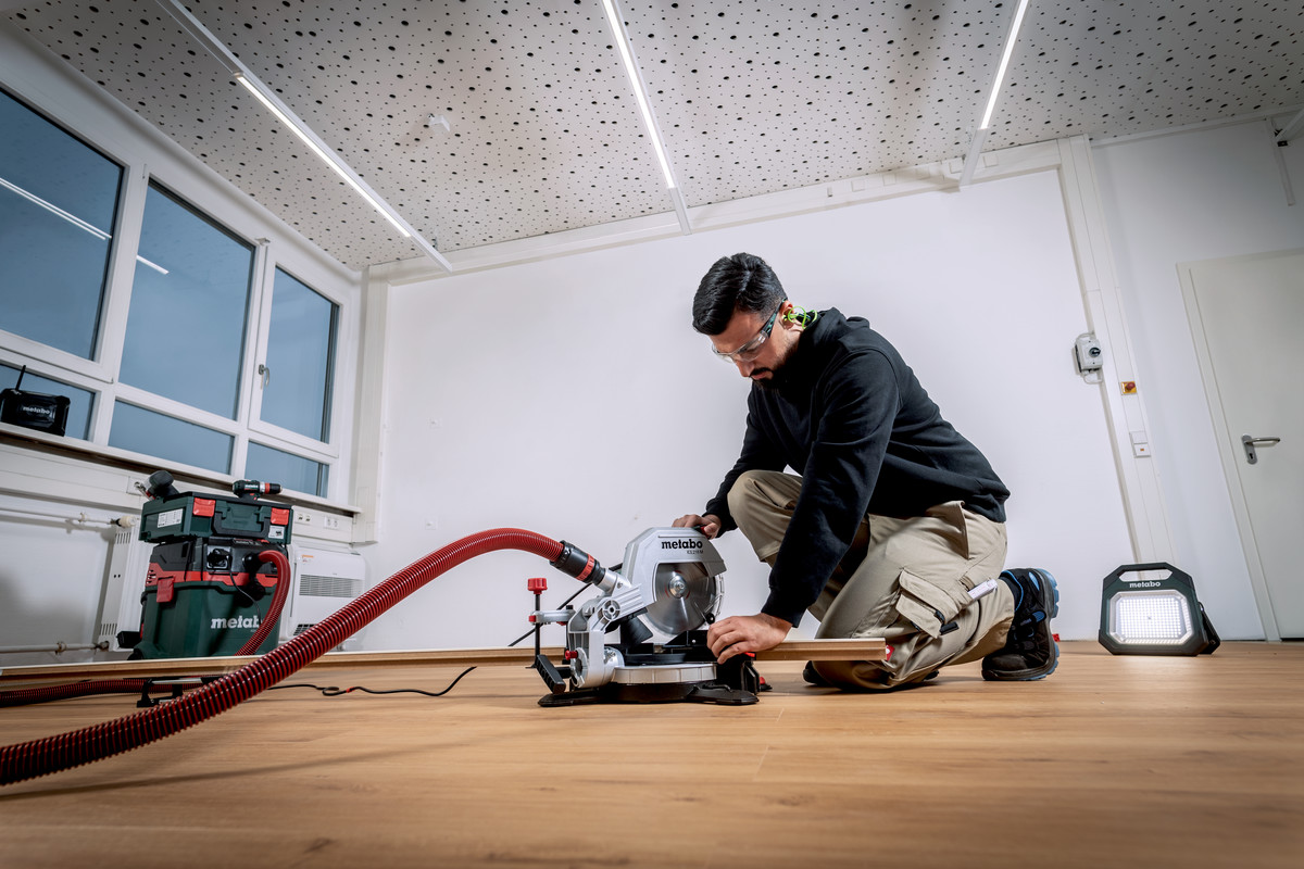 Metabo Kappsäge KS 216 M, 1100 Watt