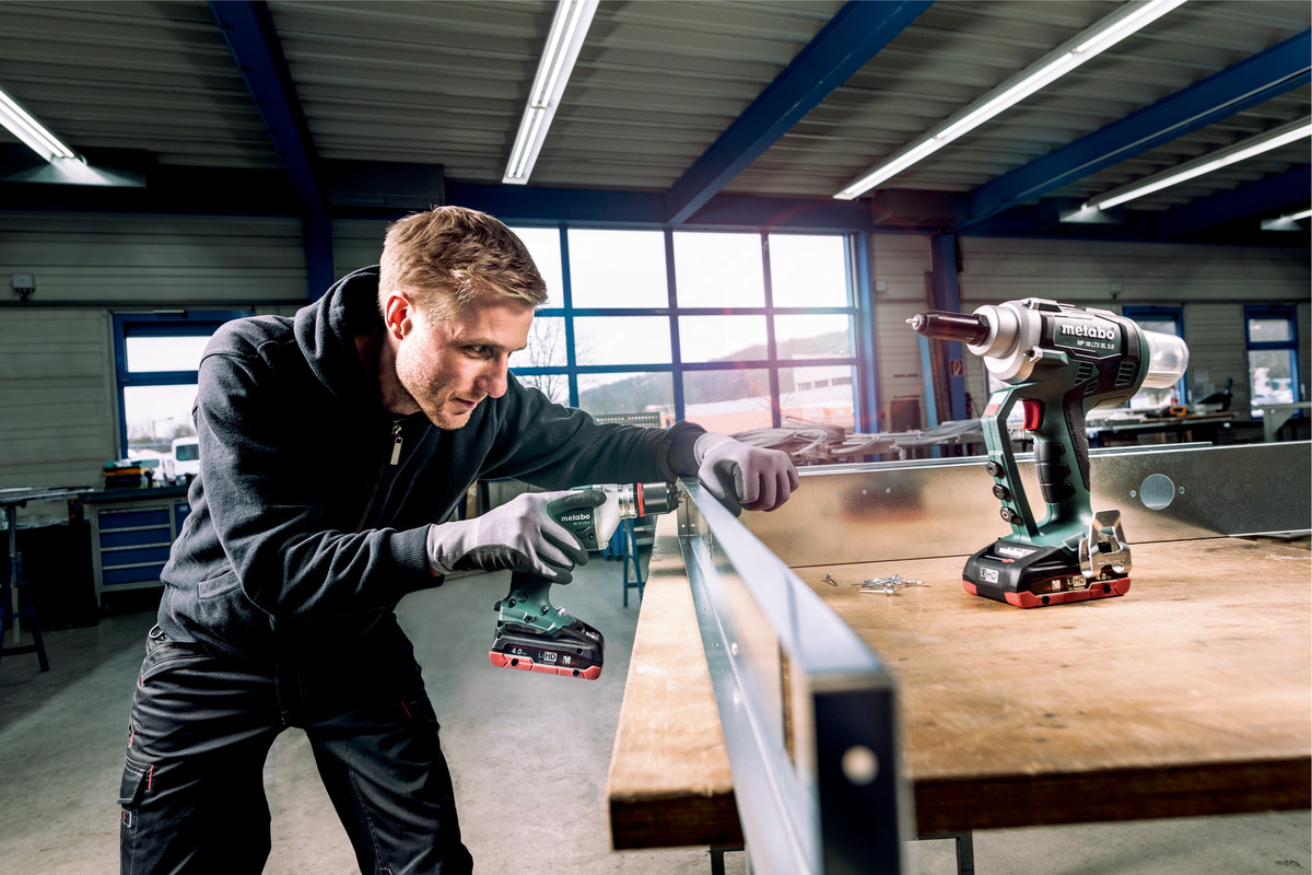 Metabo Akku-Blindnietpistole NP 18 LTX BL 5.0, 18 V in drei Ausführungen