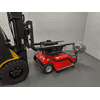 GRÜNIG GSE-1500 Balayeuse autopropulsée à monter sur chariot élévateur, largeur de travail 1500 mm, système de pulvérisation d'eau 100 l, bac à déchets 260 l