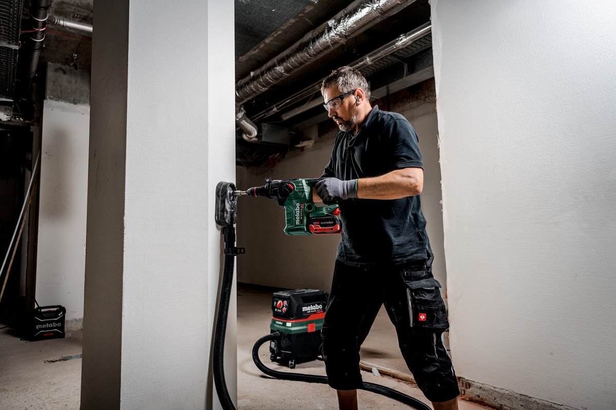 Metabo Akku-Kombihammer KH 18 LTX BL 35 Q, 18 V mit Quick-Wechselfutter, in drei Ausführungen