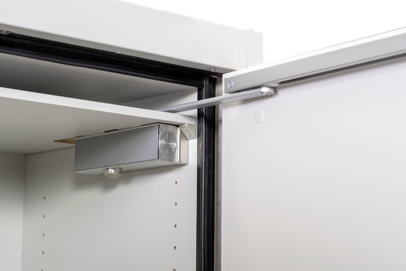 Cemo Fassschrank PROline 12/20 Typ 90, in drei Farbvarianten
