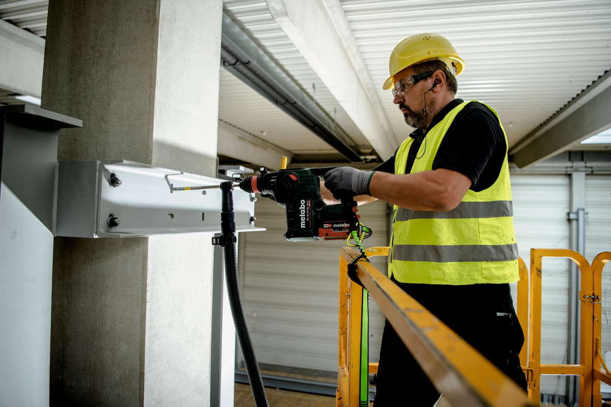 Metabo Akku-Kombihammer KH 18 LTX BL 35 Q, 18 V mit Quick-Wechselfutter, in drei Ausführungen