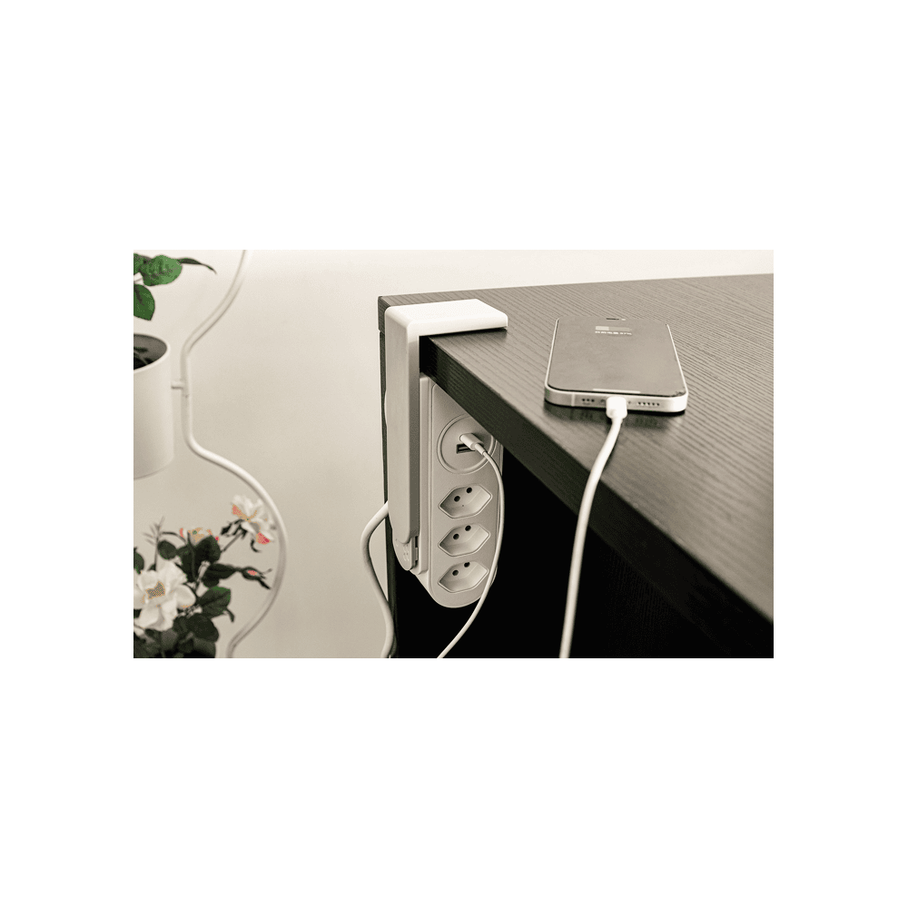 Steffen Steckdosenleiste CLAMP, 3 x T13, USB-A, USB-C, Kabel 1.5 m, weiss