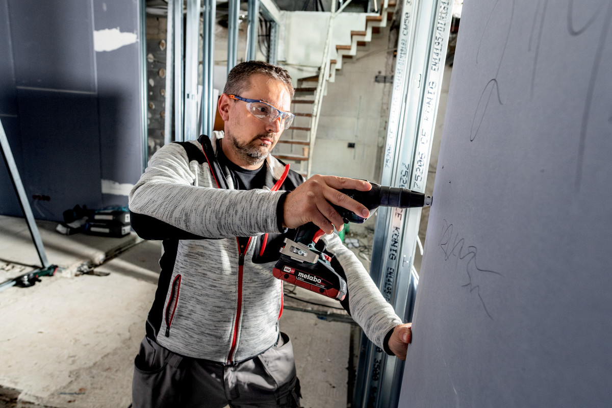 Metabo Akku-Trockenbauschrauber TBS 18 LTX BL 5000, 18 V ohne Akkupack, ohne Ladegerät, mit metaBOX 145 L