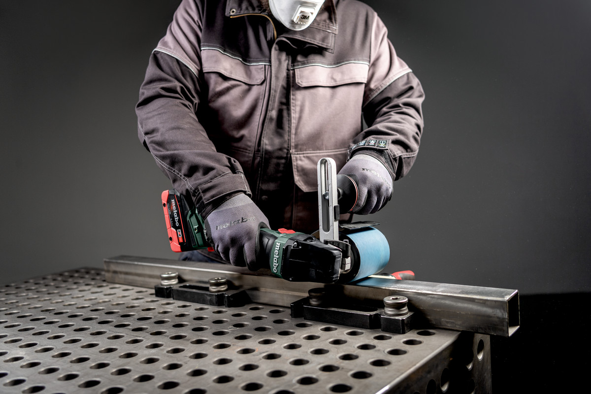 Metabo Satineuse à batterie SVB 18 LTX BL 200, 18 V sans batterie, avec metaBox 340