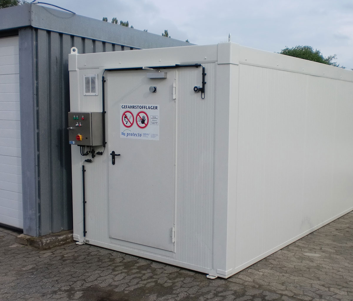 Brandschutzcontainer Stahl, Typ BLS, 90 min. feuerbeständig, begehbar, in diversen Grössen