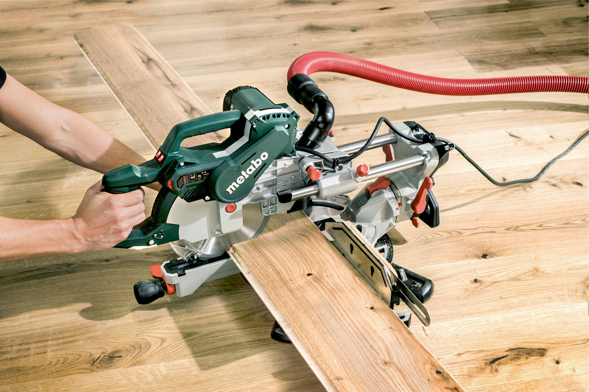 Metabo Kappsäge KGSV 72 Xact SYM, mit Zugfunktion, 1800 Watt