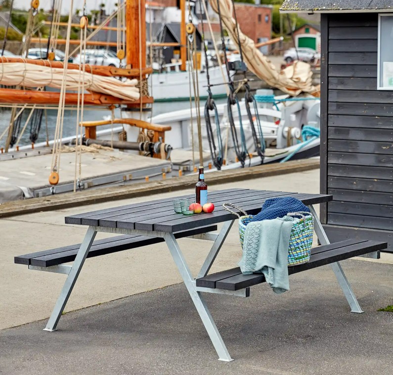 PLUS Alpha Ensemble de mobilier de jardin RePlast, noir, disponible en plusieurs modèles