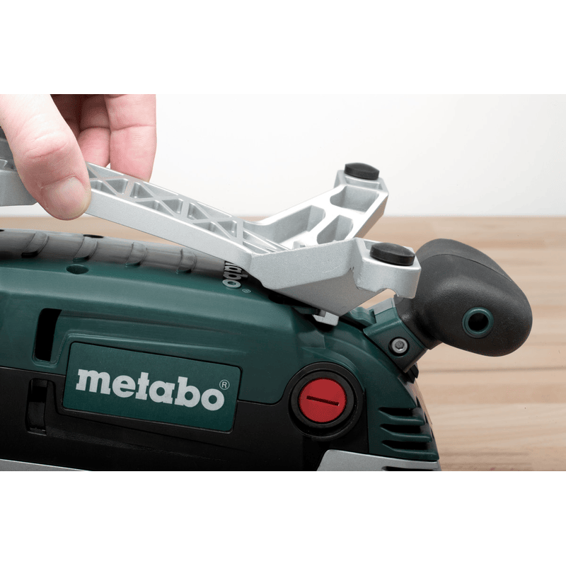 Metabo Ponceuse à bande BAE 75, 1010 watts, avec socle de machine