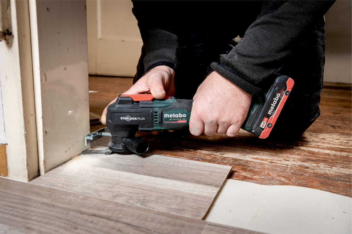 Metabo Akku-Multitool MT 18 LTX BL QSL, 18 V mit 2x LiHD Akkus (18 V / 4.0 Ah), Ladegerät ASC 55, metaBOX 145 L