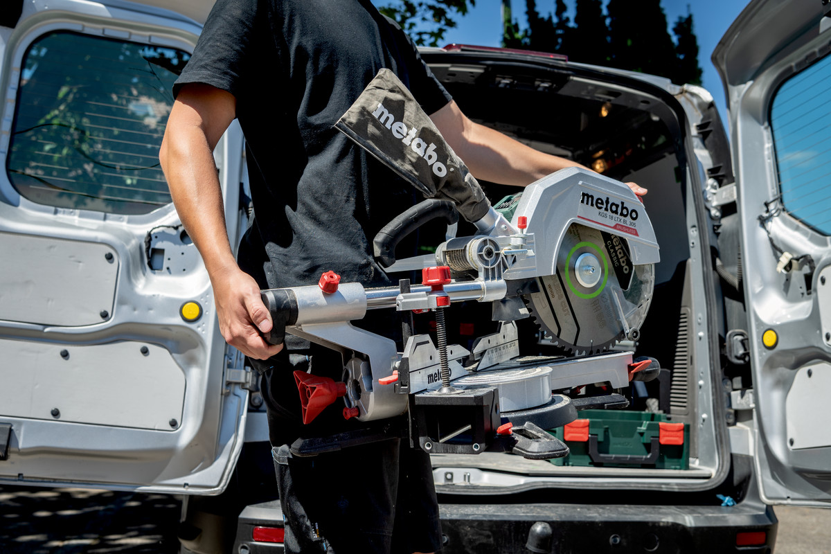 Metabo Akku-Kappsäge KGS 18 LTX BL 305, 18 V ohne Akku