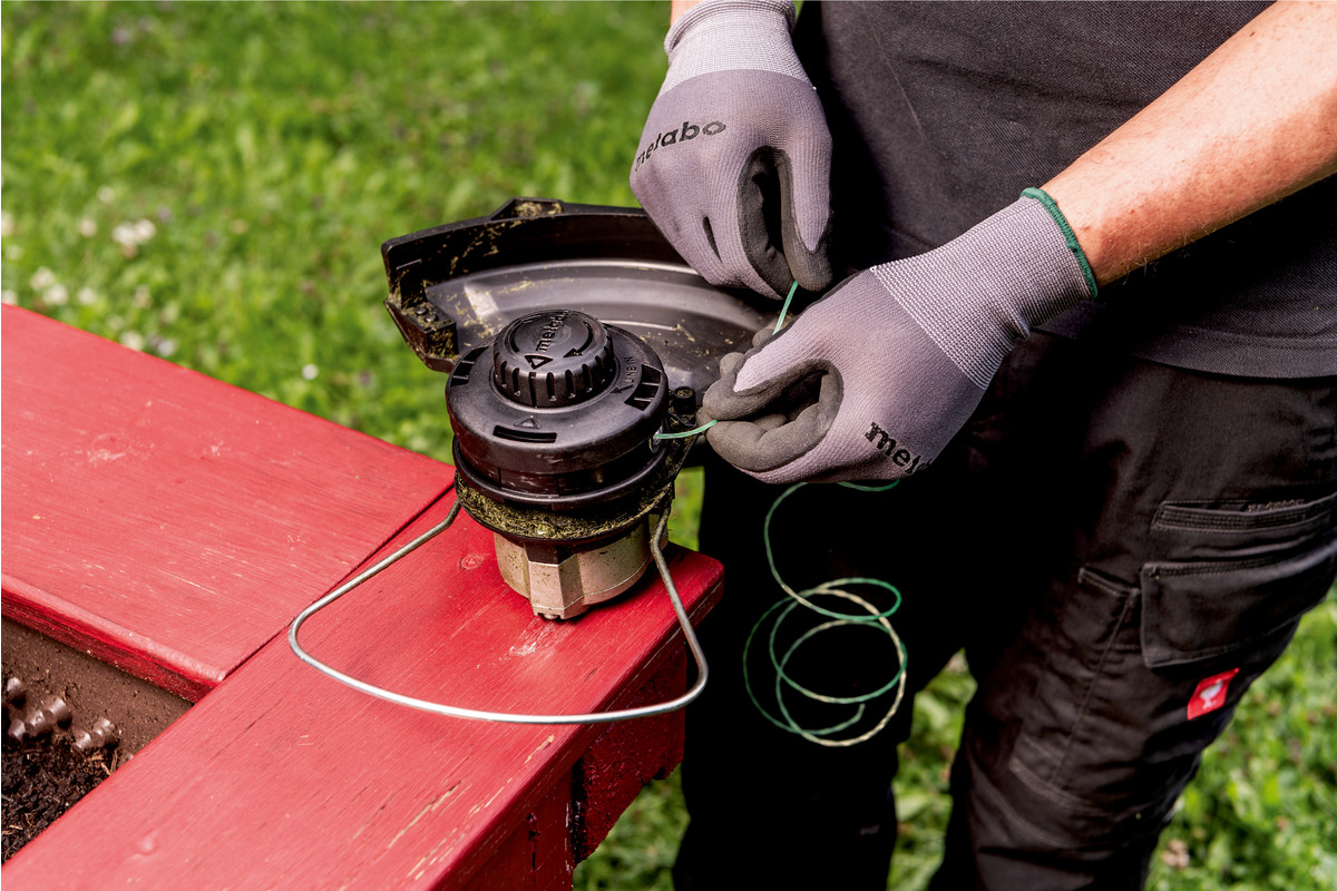 Metabo Akku-Rasentrimmer RTD 18 LTX BL 30, 18 V ohne Akku, mit Rundgriff