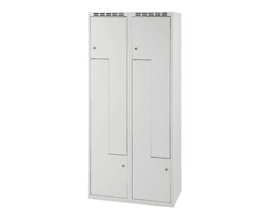 Vestiaire avec 4 portes en forme de "Z"